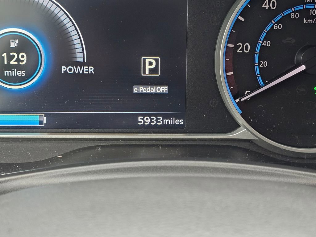 Certified 2024 Nissan Leaf S FWD image 21