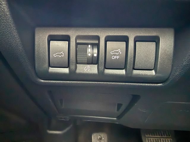 Used 2022 Subaru Outback Touring AWD/4WD image 14