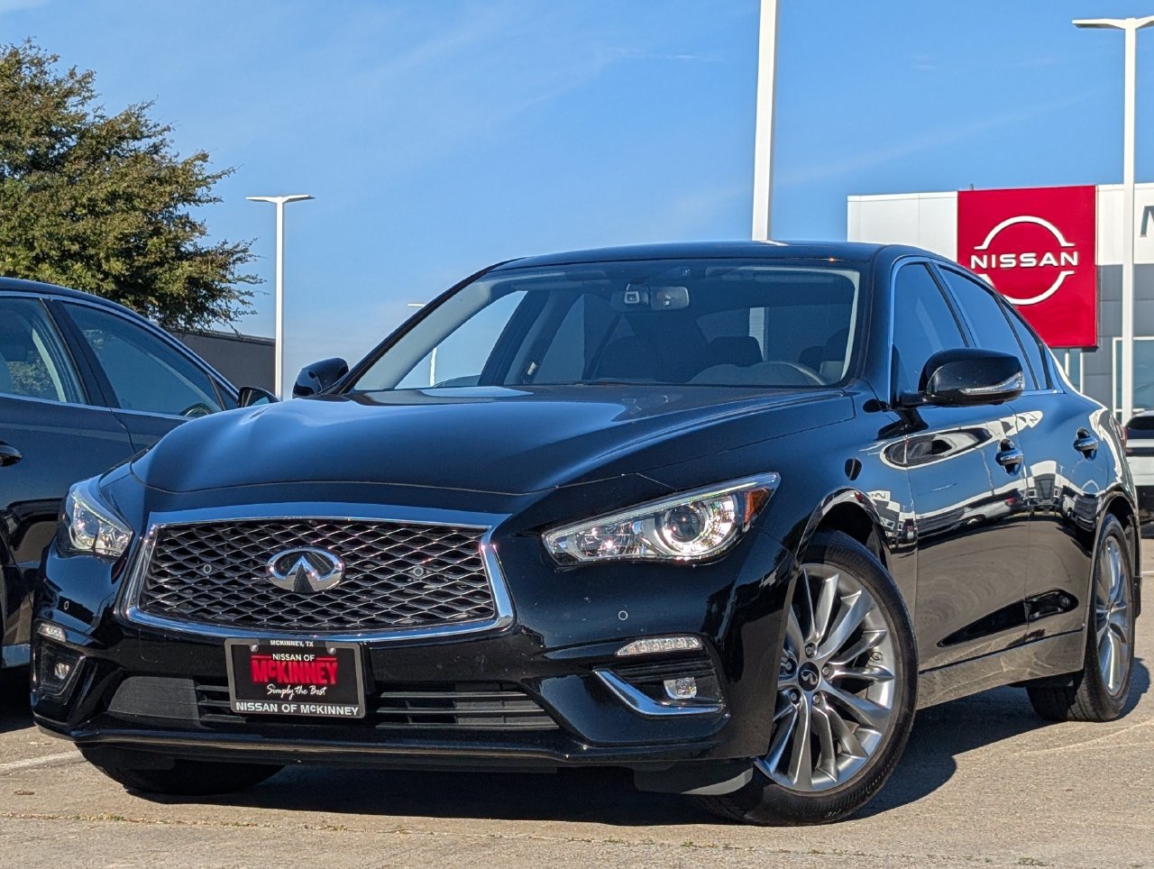 Used 2024 INFINITI Q50 Luxe w/ Cargo Package RWD image 2