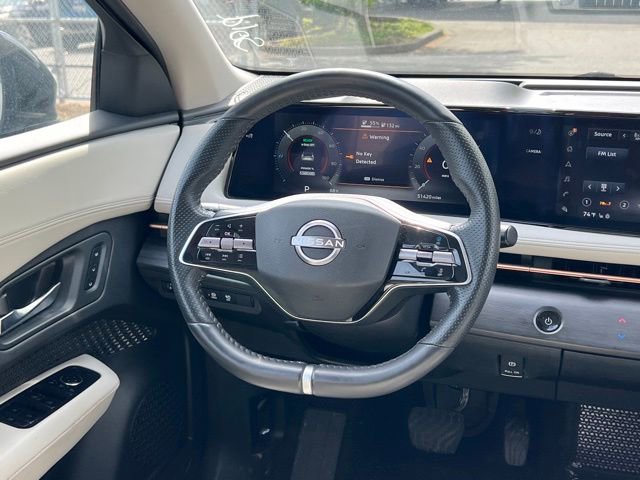 Used 2023 Nissan Ariya AWD image 14