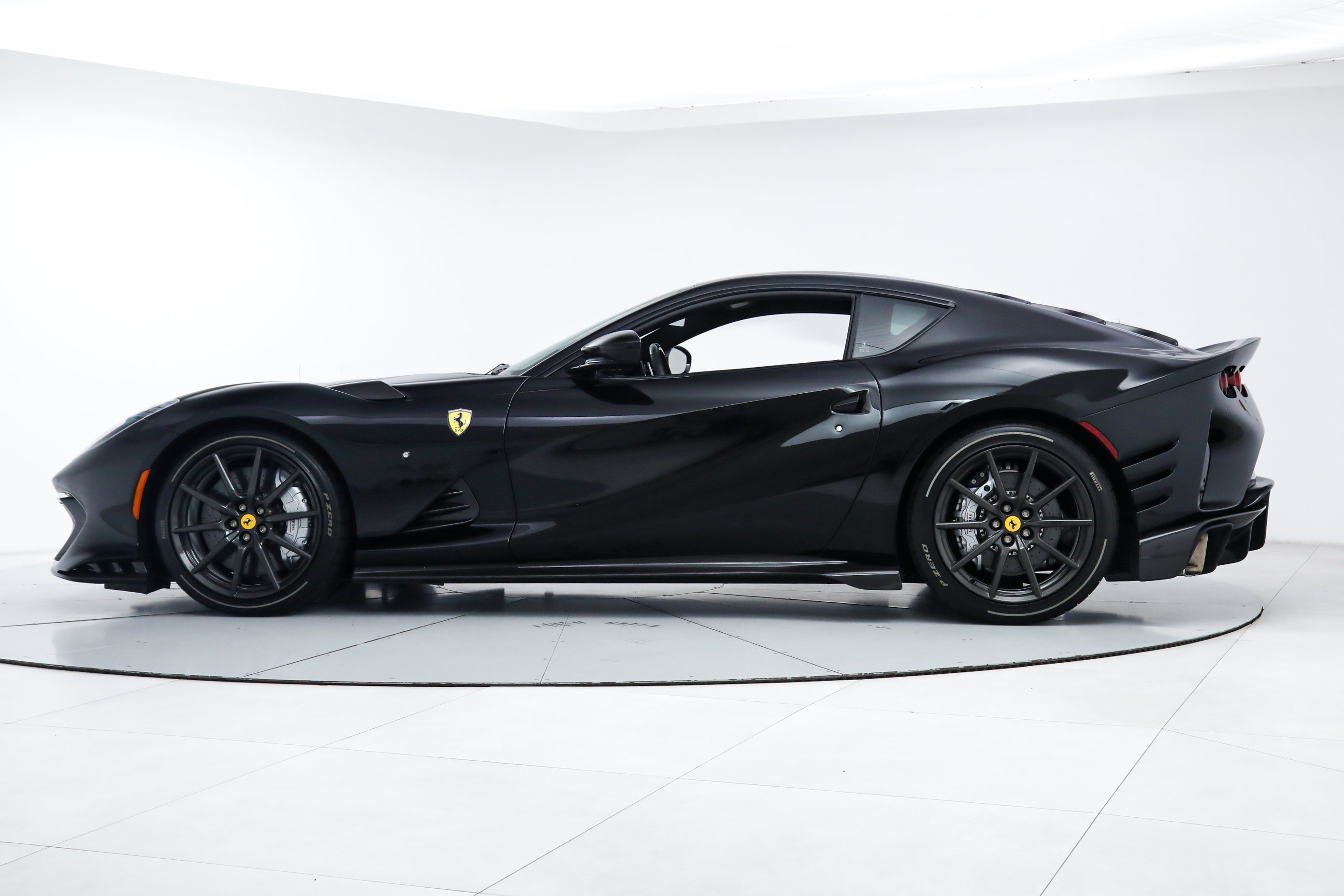 Certified 2022 Ferrari 812 Competizione RWD image 4
