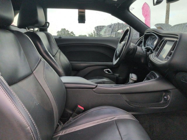 Used 2015 Dodge Challenger R/T Plus RWD image 14