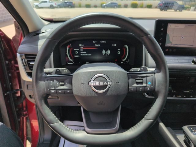 Used 2025 Nissan Rogue SL AWD/4WD image 14