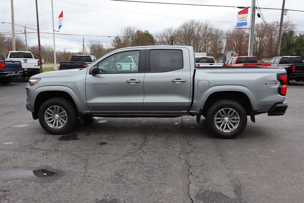 Used 2024 Chevrolet Colorado LT w/ LT Convenience Package III image 28