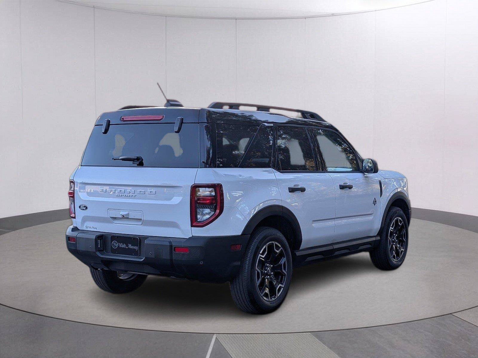 Used 2026 Ford Bronco Sport Outer Banks AWD/4WD image 7