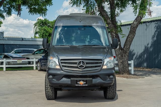 Used 2016 Mercedes-Benz Sprinter 2500 image 9