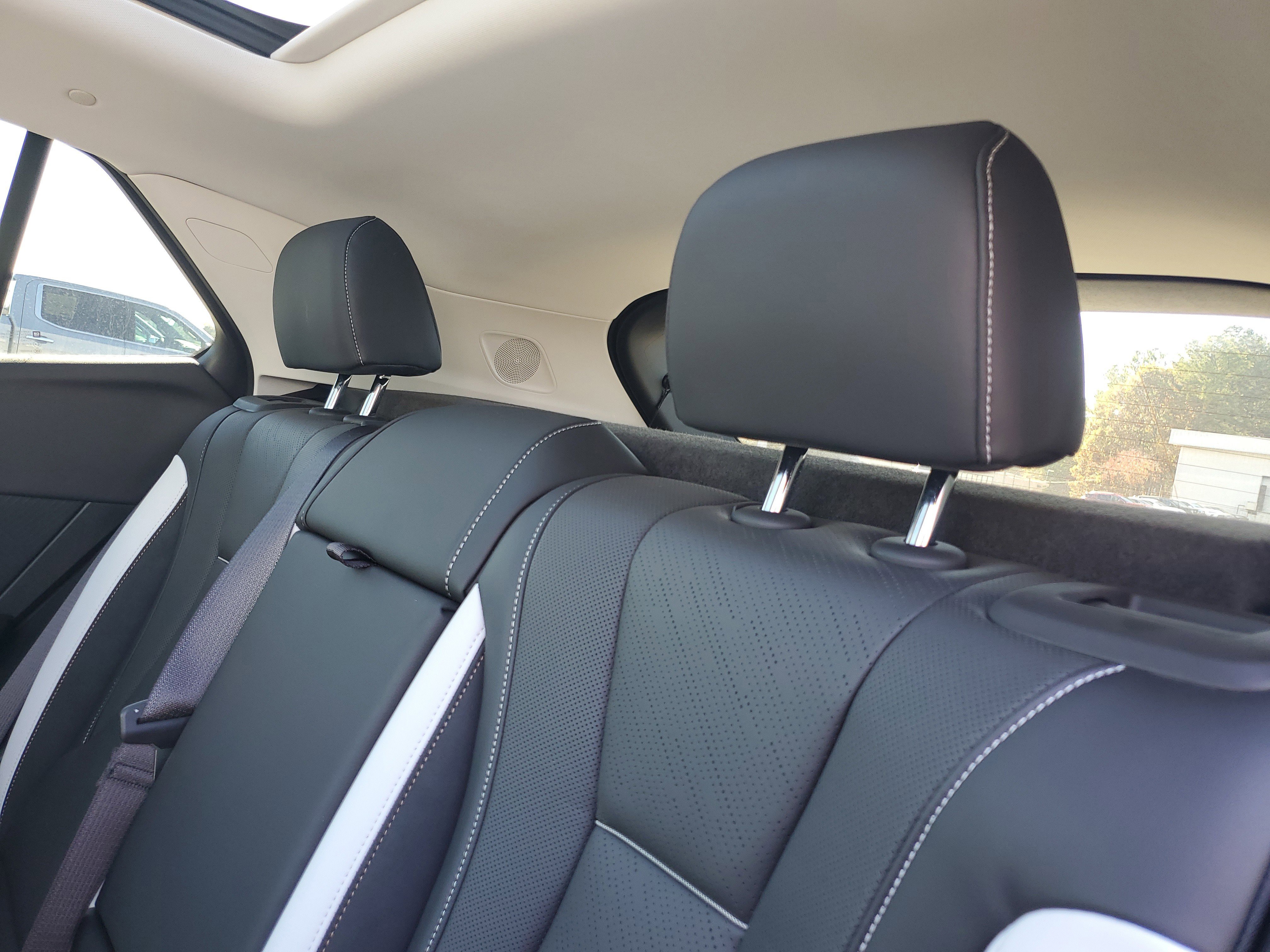 New 2025 Buick Envision Sport Touring image 10