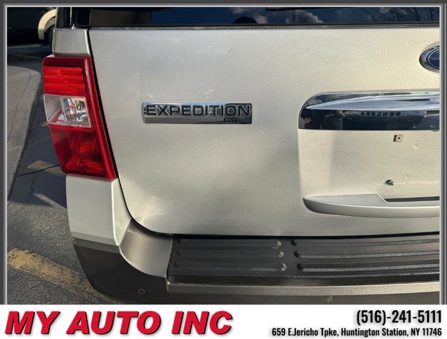 Used 2011 Ford Expedition XLT w/ 203A Rapid Spec Order Code image 35