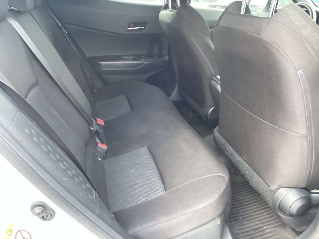 Used 2019 Toyota C-HR LE FWD image 22