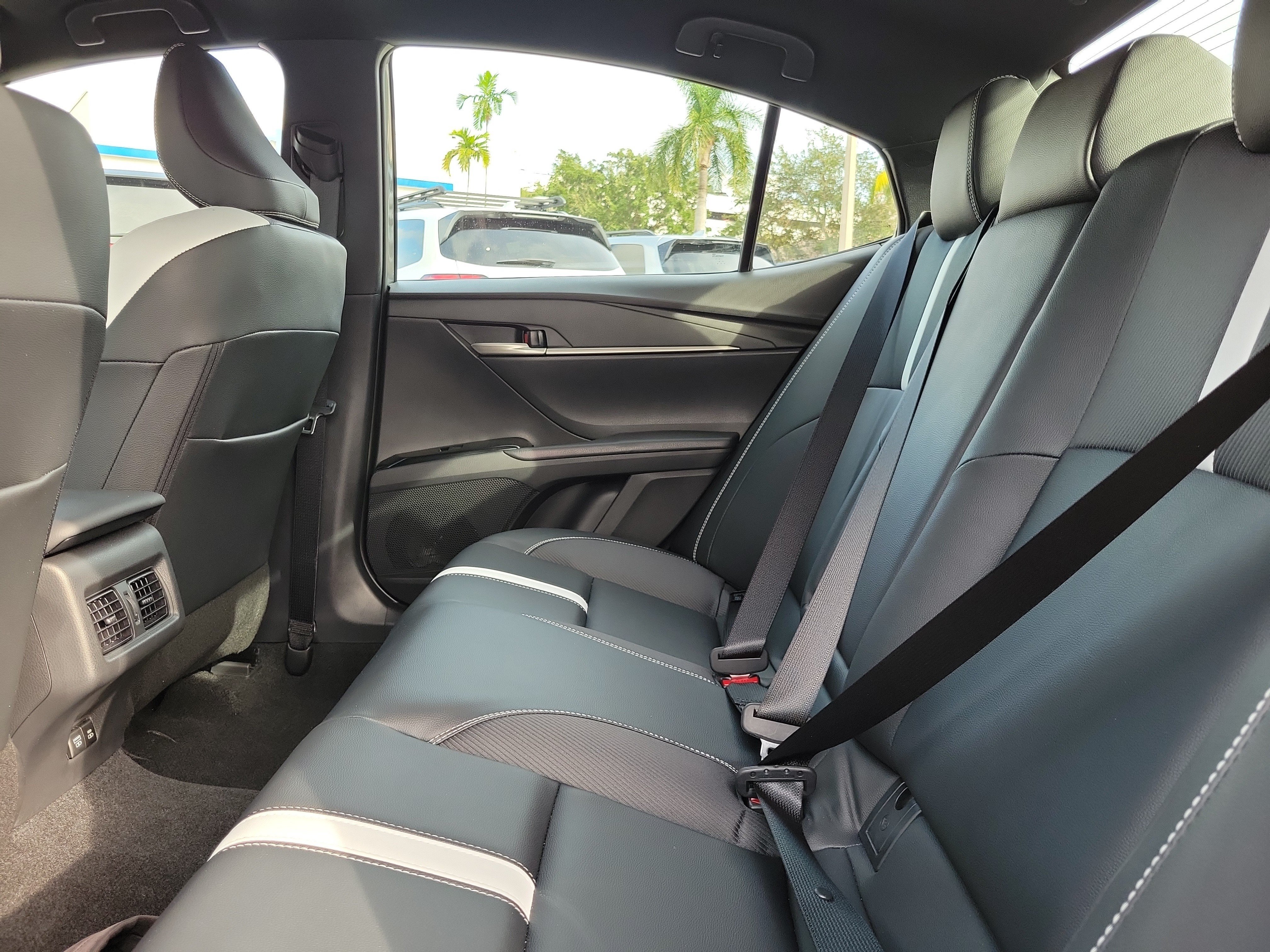 Used 2026 Toyota Camry SE FWD image 8
