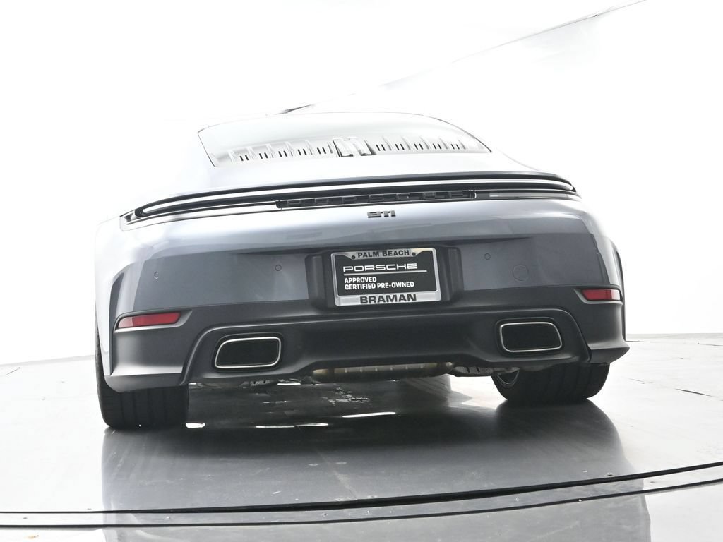 Certified 2025 Porsche 911 Carrera RWD image 49