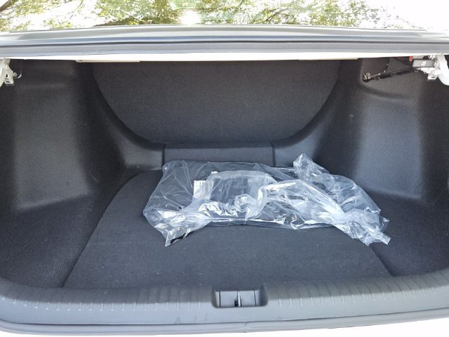 Used 2025 Honda Accord LX image 13