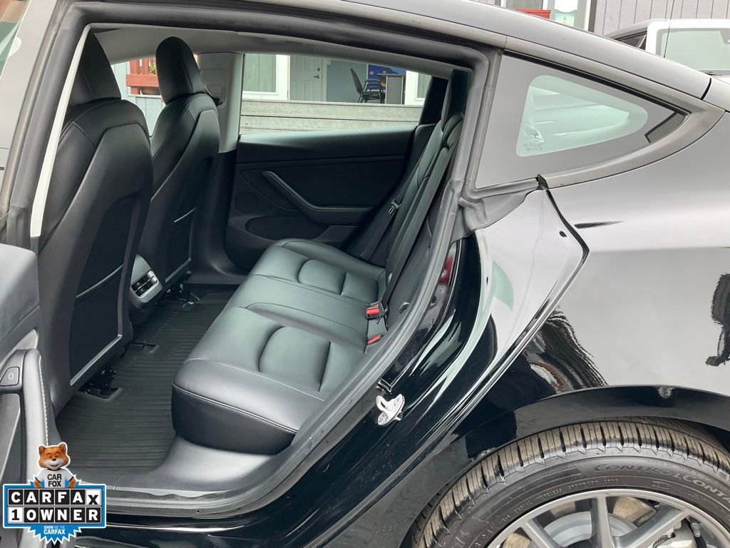 Used 2022 Tesla Model 3 Long Range AWD/4WD image 25