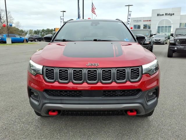 Used 2025 Jeep Compass Trailhawk w/ Trailhawk Elite Group AWD/4WD image 12