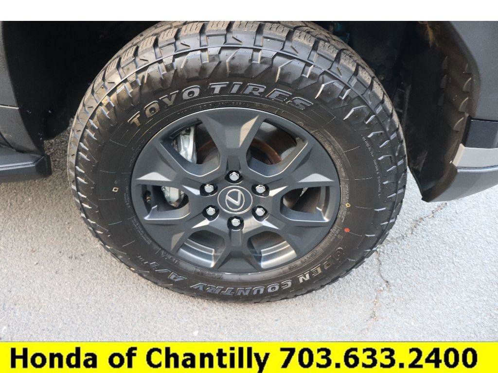 Used 2024 Lexus GX 550 image 33