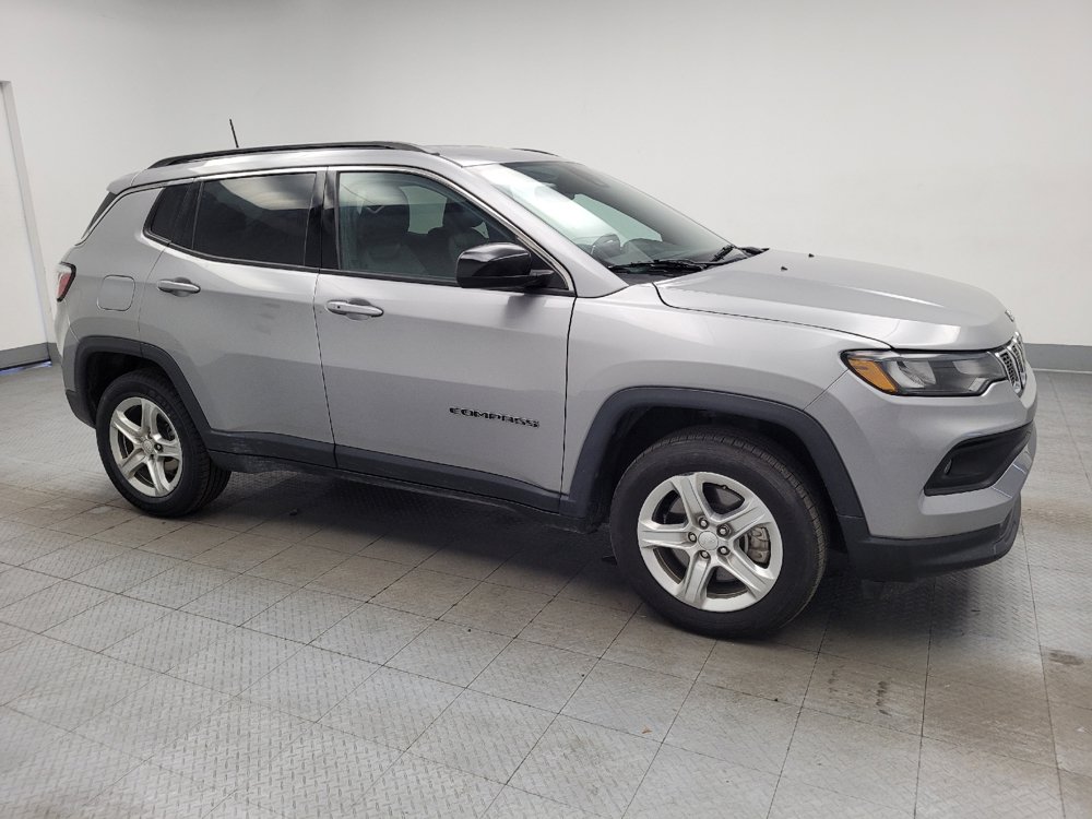 Used 2023 Jeep Compass Latitude AWD/4WD image 11