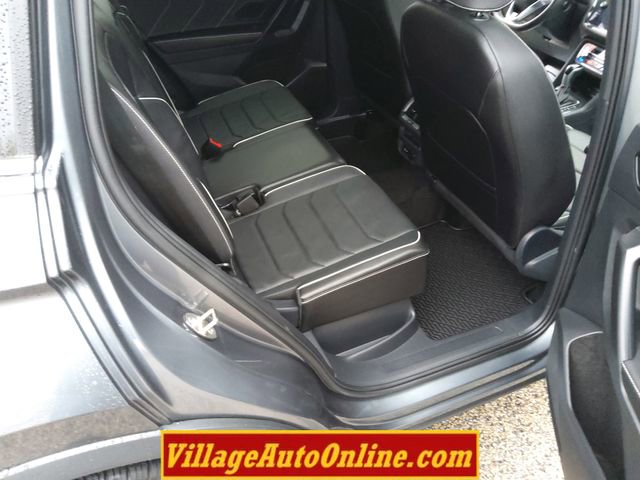 Used 2023 Volkswagen Tiguan SEL R-Line image 31