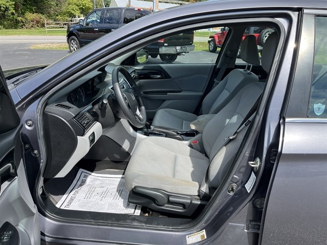 Used 2016 Honda Accord LX image 18