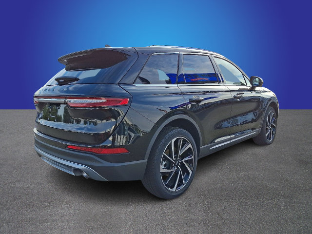 New 2024 Lincoln Corsair Reserve w/ Equipment Group 201A AWD/4WD image 3