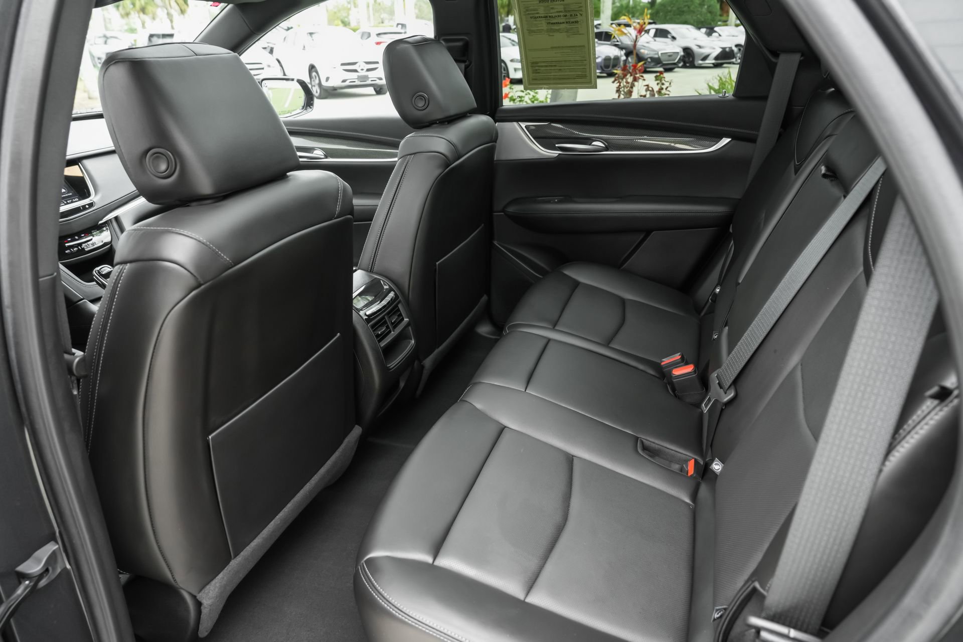 Used 2023 Cadillac XT5 Sportv w/ Technology Package image 32