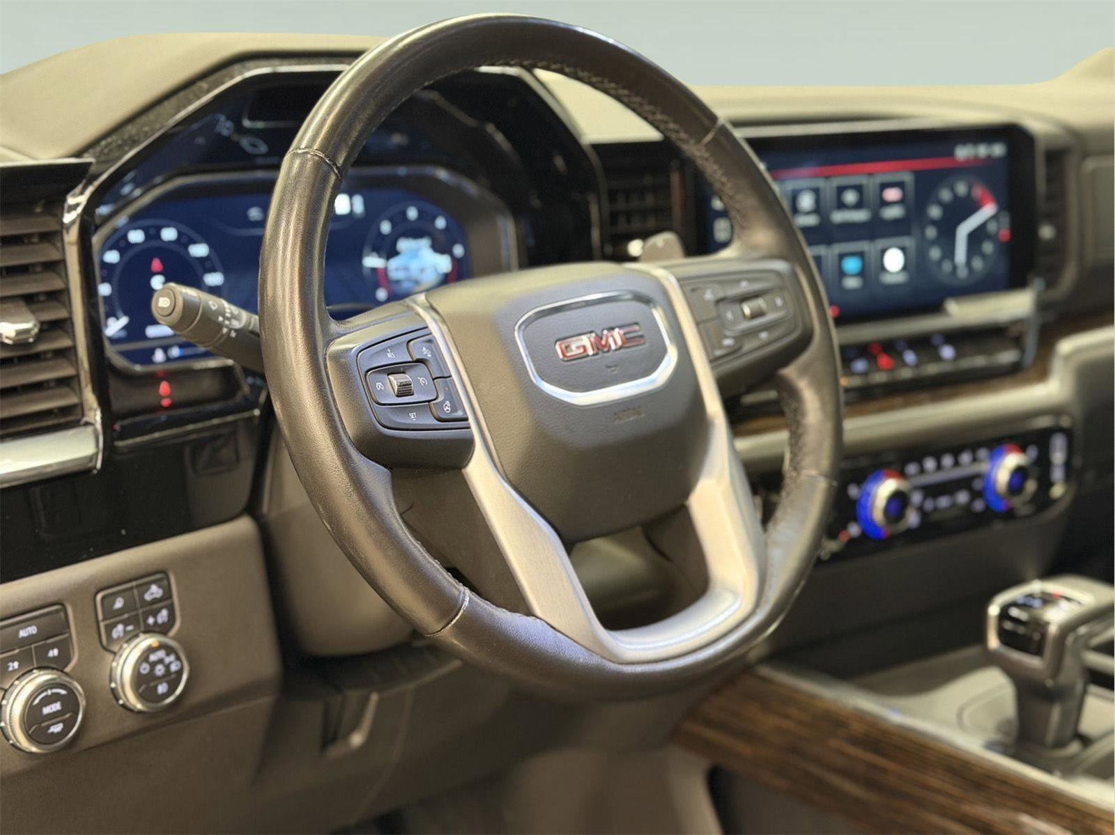 Certified 2022 GMC Sierra 1500 Elevation w/ Elevation Premium Package AWD/4WD image 19