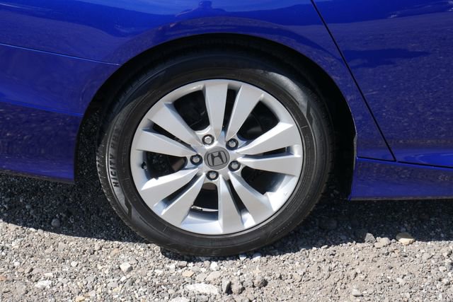 Used 2019 Honda Accord Sport image 12