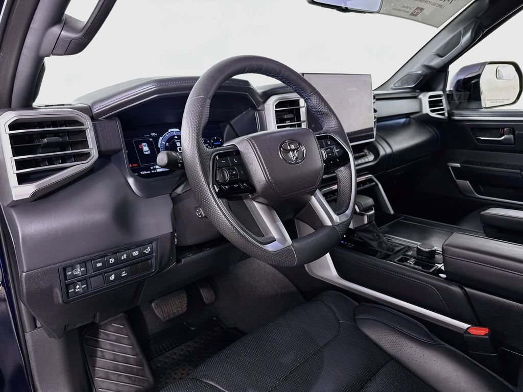 Certified 2025 Toyota Sequoia Platinum AWD/4WD image 10