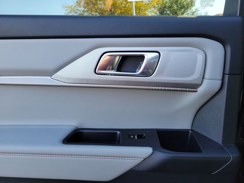 New 2026 Ford Explorer Active w/ Active Comfort Package image 14