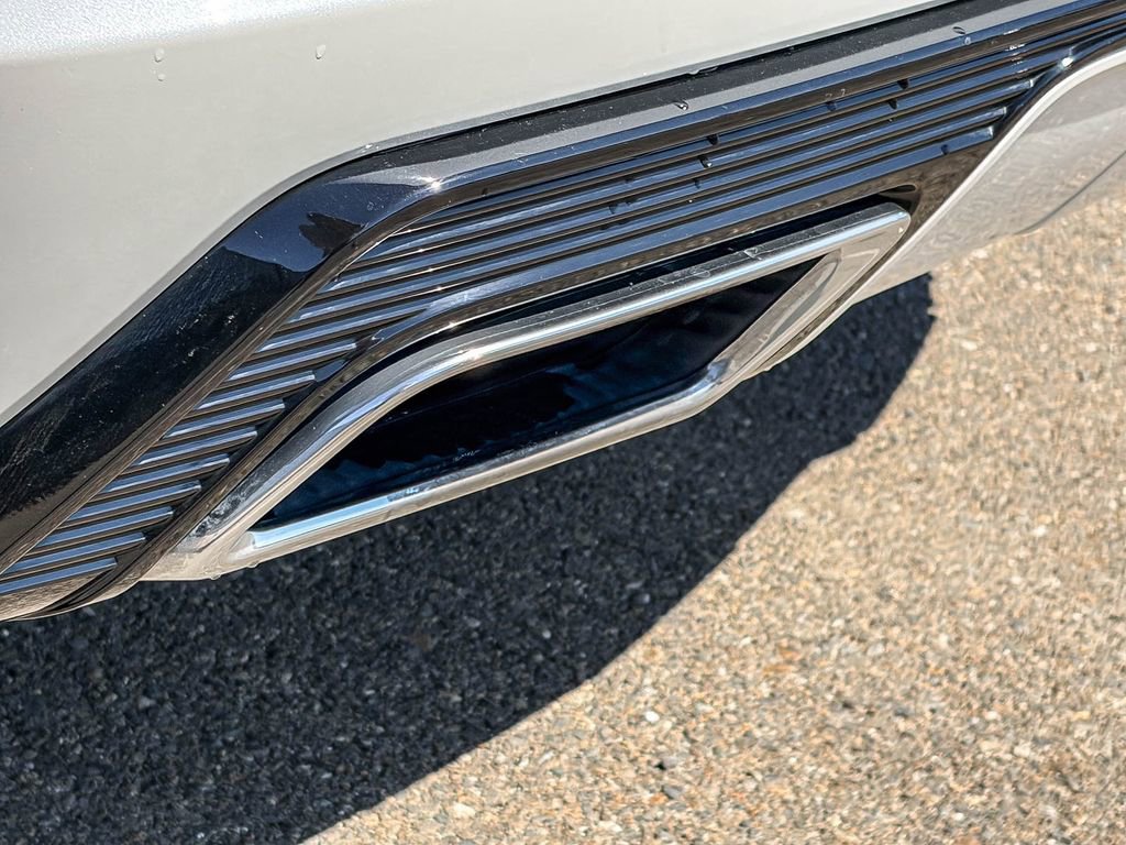 Used 2022 Cadillac XT6 Sport w/ Technology Package image 13