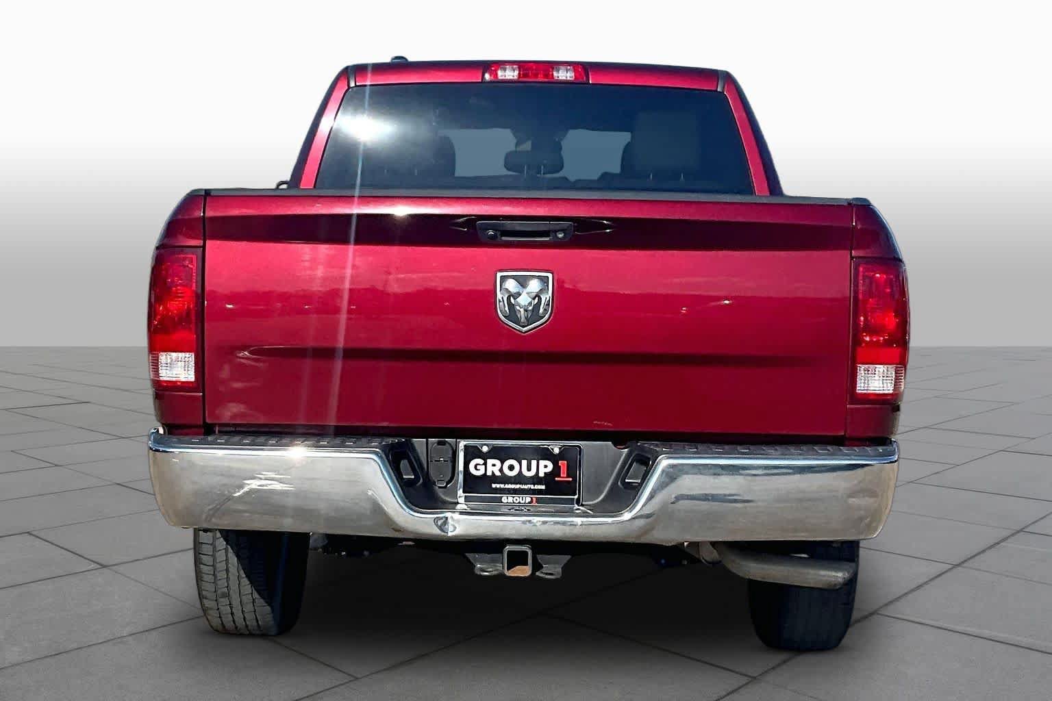 Used 2019 RAM 1500 Tradesman w/ Chrome Appearance Group RWD image 5