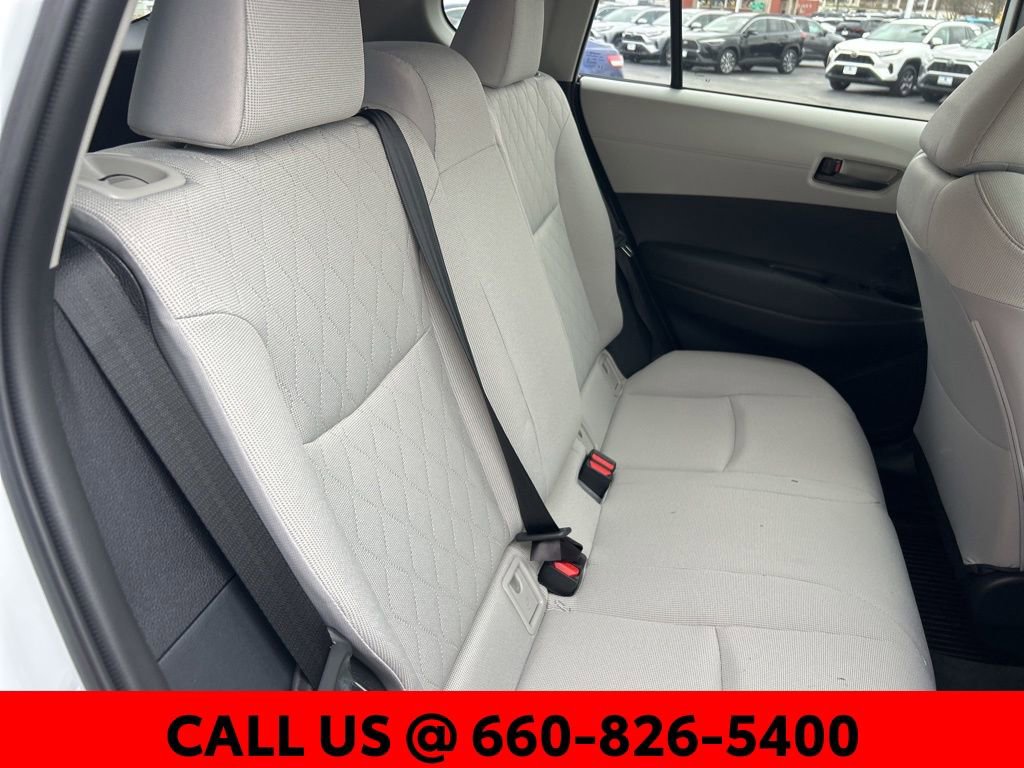 Used 2024 Toyota Corolla Cross LE w/ Moonroof Package image 8
