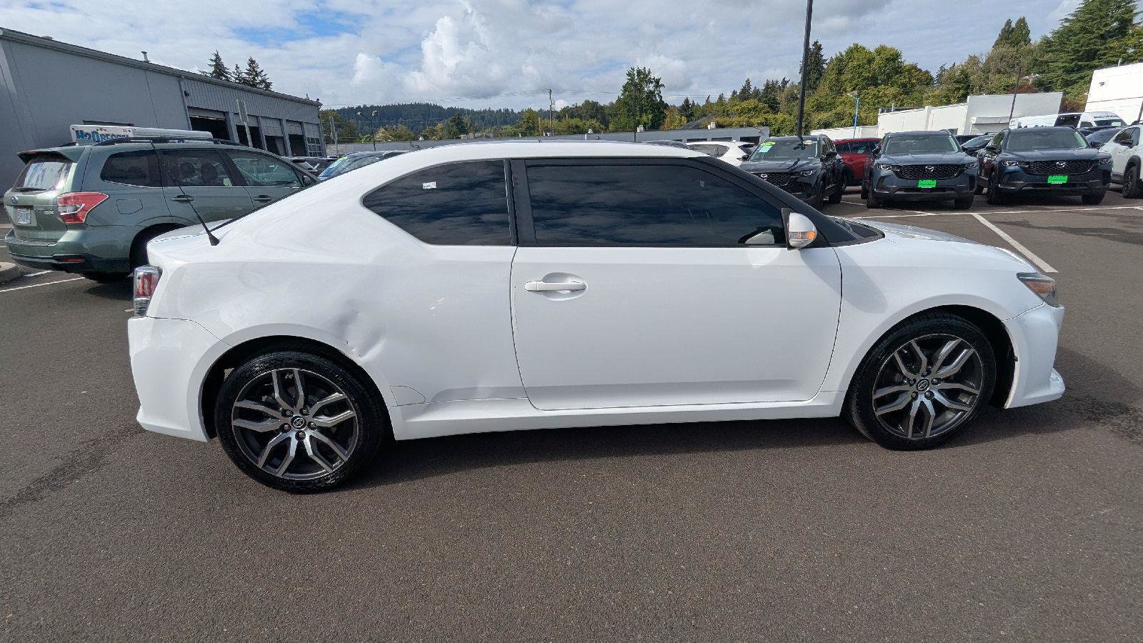 Used 2014 Scion tC FWD image 7