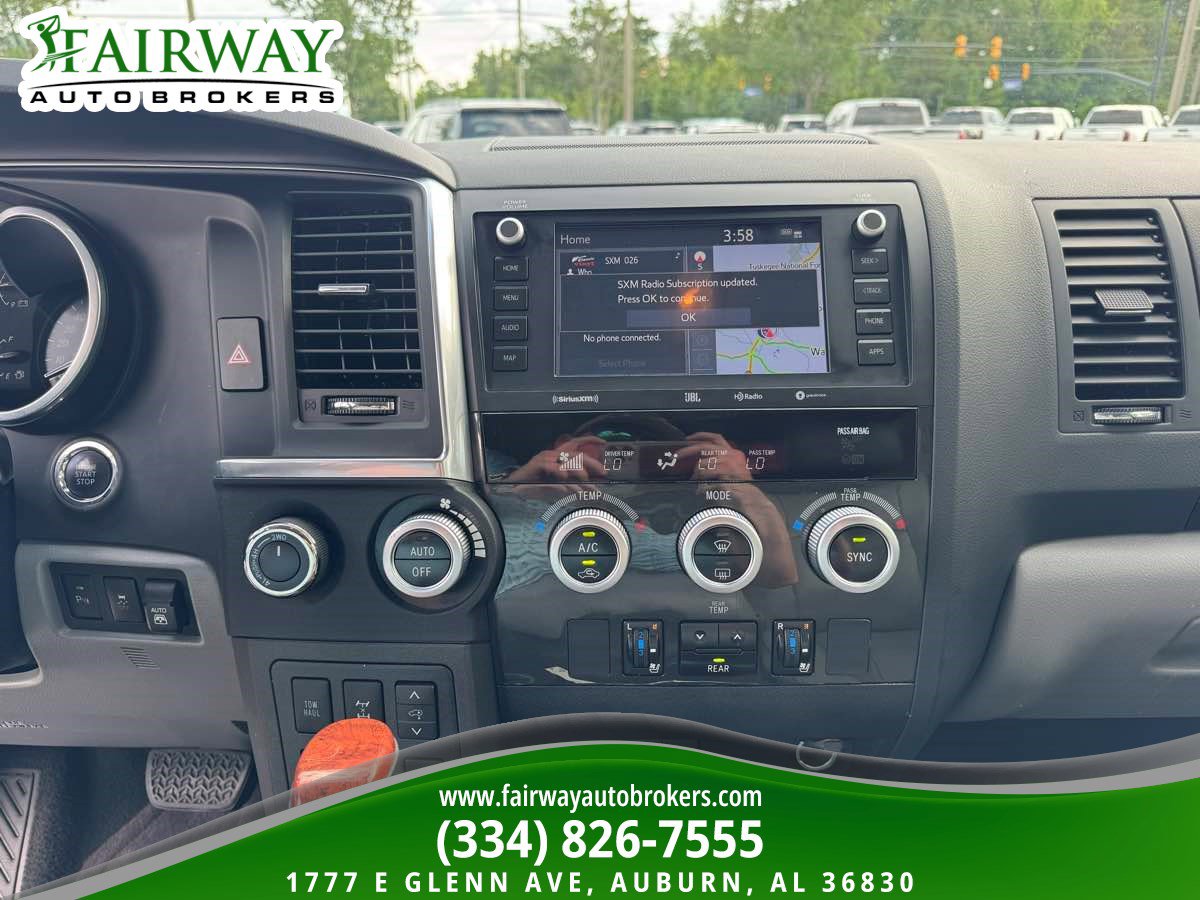 Used 2021 Toyota Sequoia Platinum AWD/4WD image 23