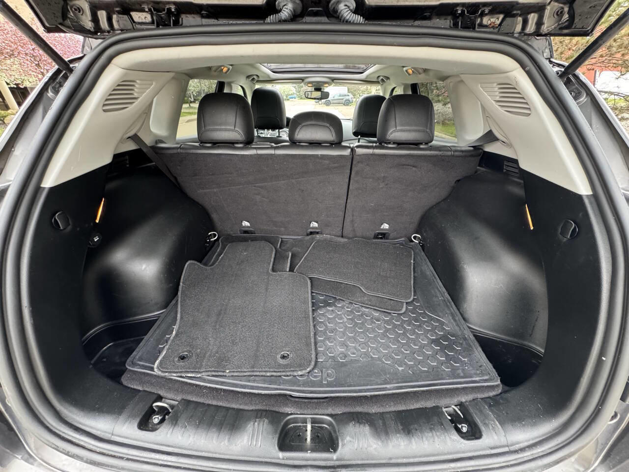 Used 2019 Jeep Compass Limited AWD/4WD image 24