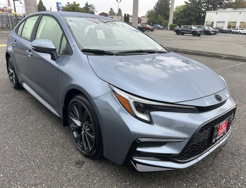 New 2026 Toyota Corolla SE image 3