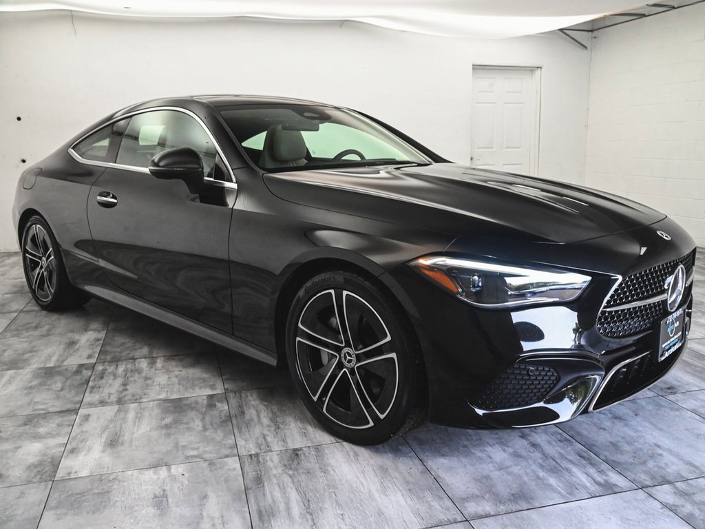 Used 2025 Mercedes-Benz CLE 300 4MATIC Coupe image 3