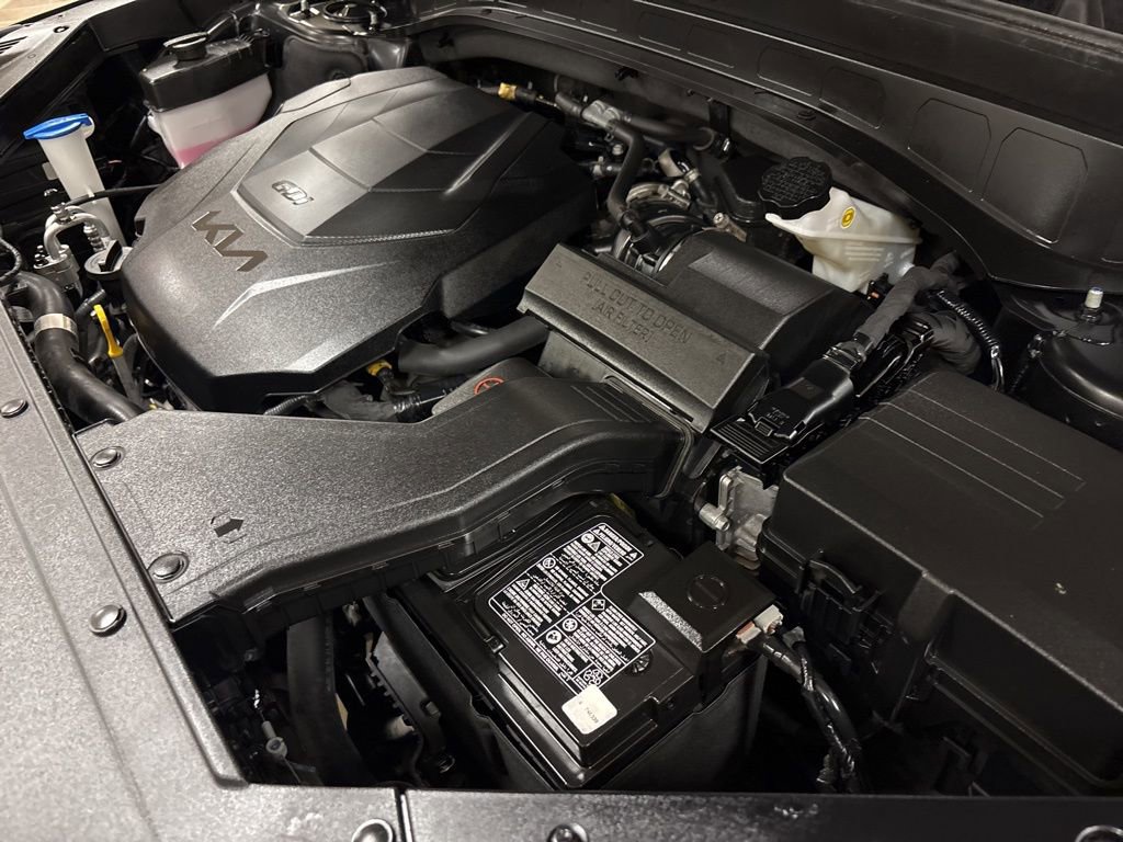 Used 2023 Kia Telluride LX image 45