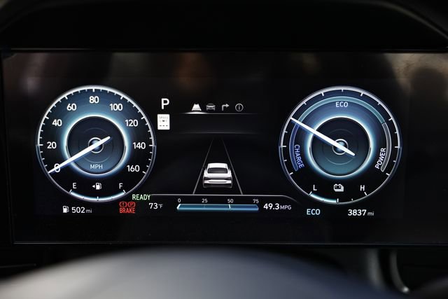 Certified 2025 Hyundai Elantra Limited FWD image 25