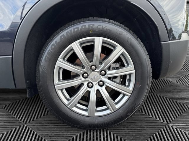 Used 2023 Cadillac XT4 Premium Luxury w/ Driver Assist Package AWD/4WD image 31
