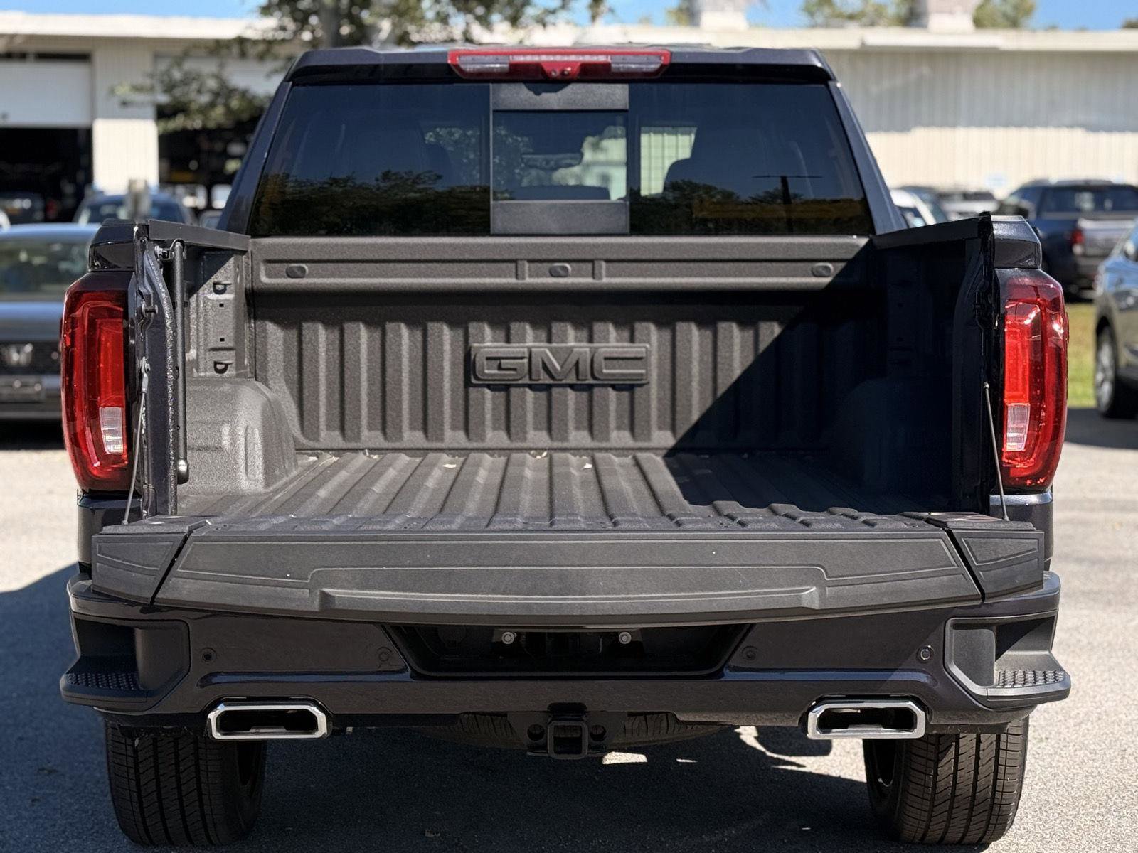 New 2025 GMC Sierra 1500 Denali w/ Technology Package image 7