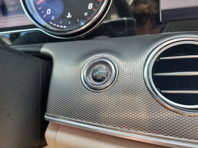 Used 2019 Mercedes-Benz E 300 4MATIC image 24