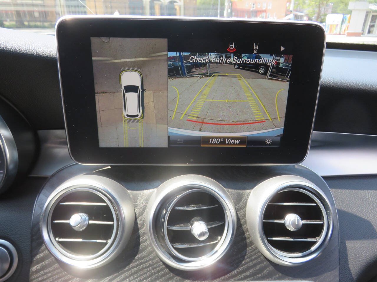 Used 2018 Mercedes-Benz GLC 300 4MATIC image 18