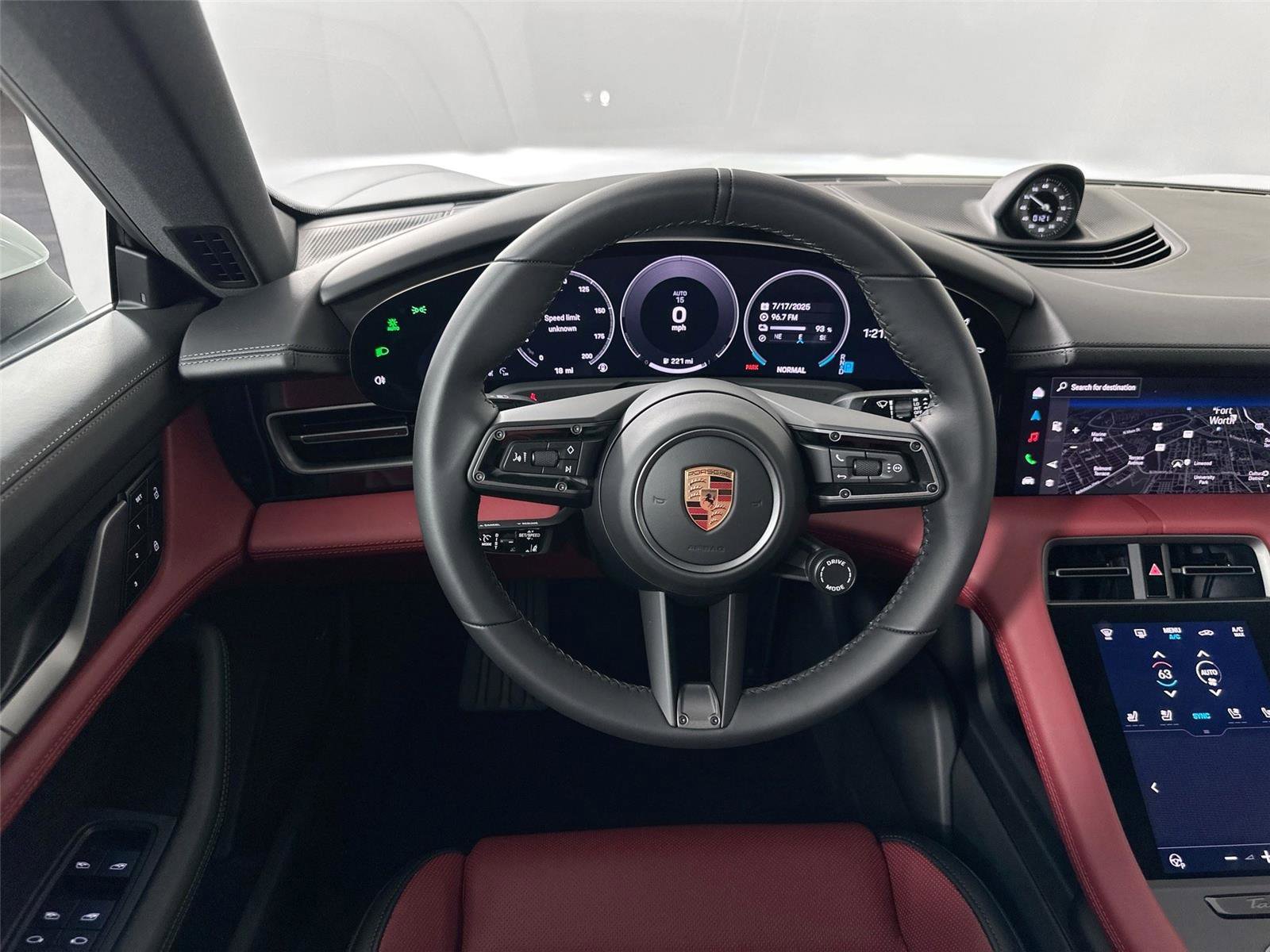 Certified 2025 Porsche Taycan AWD/4WD image 18