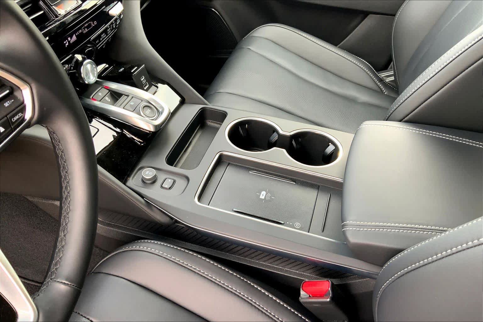 Used 2026 Acura MDX w/ Technology Package FWD image 17