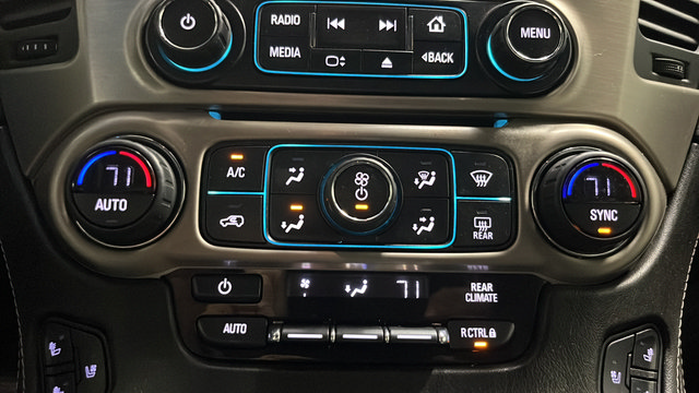 Used 2017 GMC Yukon Denali w/ Open Road Package AWD/4WD image 18