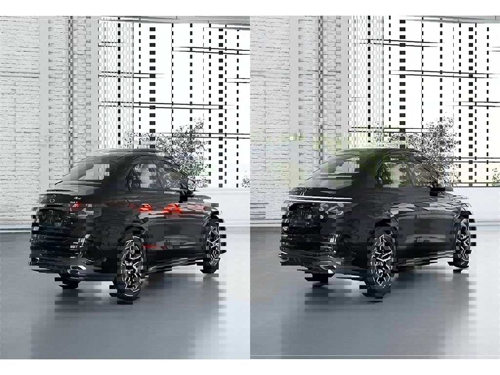 New 2026 Mercedes-Benz E 450 4MATIC Sedan image 21