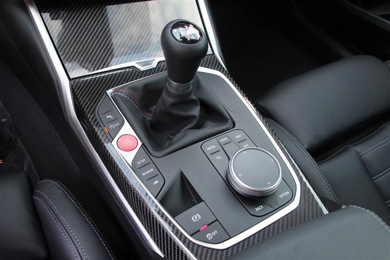 Used 2026 BMW M2 w/ Lighting Package RWD image 24