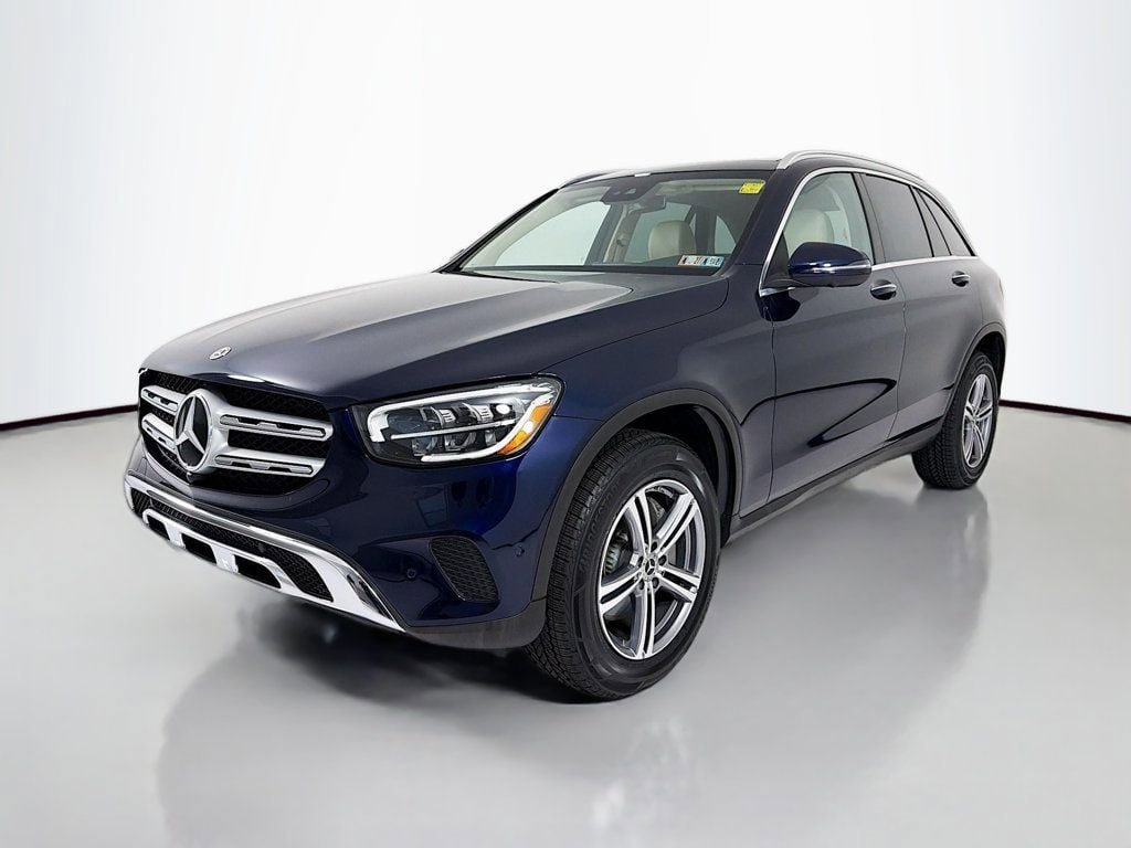 Used 2022 Mercedes-Benz GLC 300 4MATIC image 3