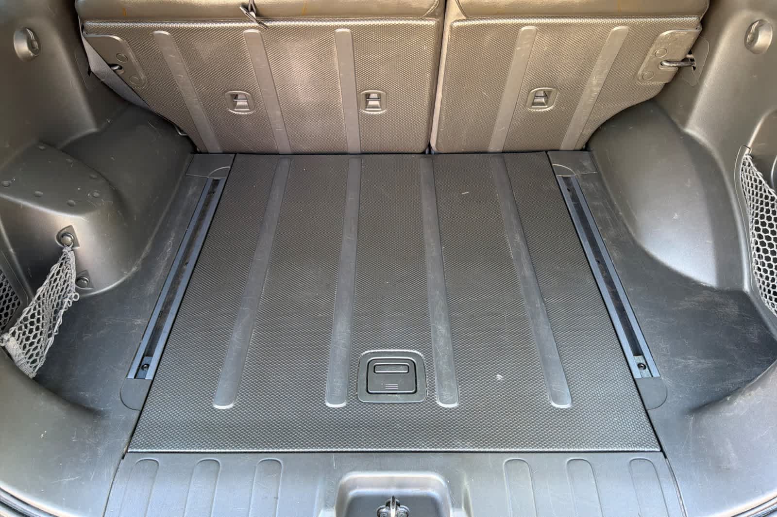 Used 2011 Nissan Xterra PRO-4X w/ Pro-4x Leather Pkg AWD/4WD image 17