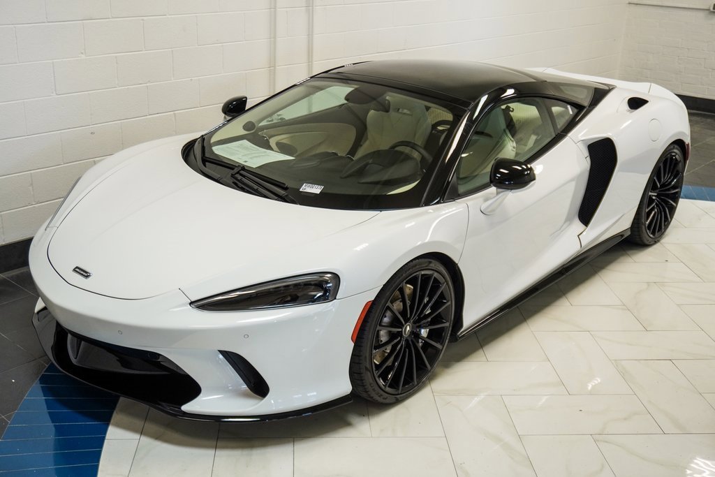 Used 2021 McLaren GT image 41